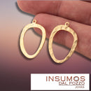 Pendiente Semi Oval Martillado Baño Oro Mate